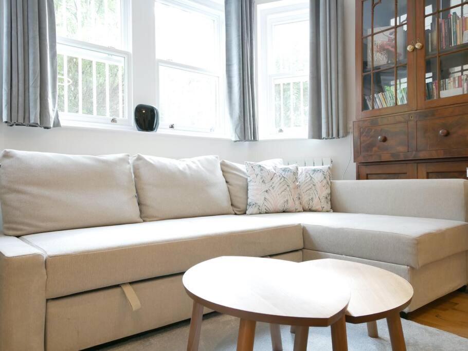 Newly Refurbished 2 Bed Apartment In Paddington ロンドン エクステリア 写真